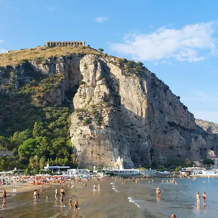 Domus Anxur Apartment Terracina Exterior photo